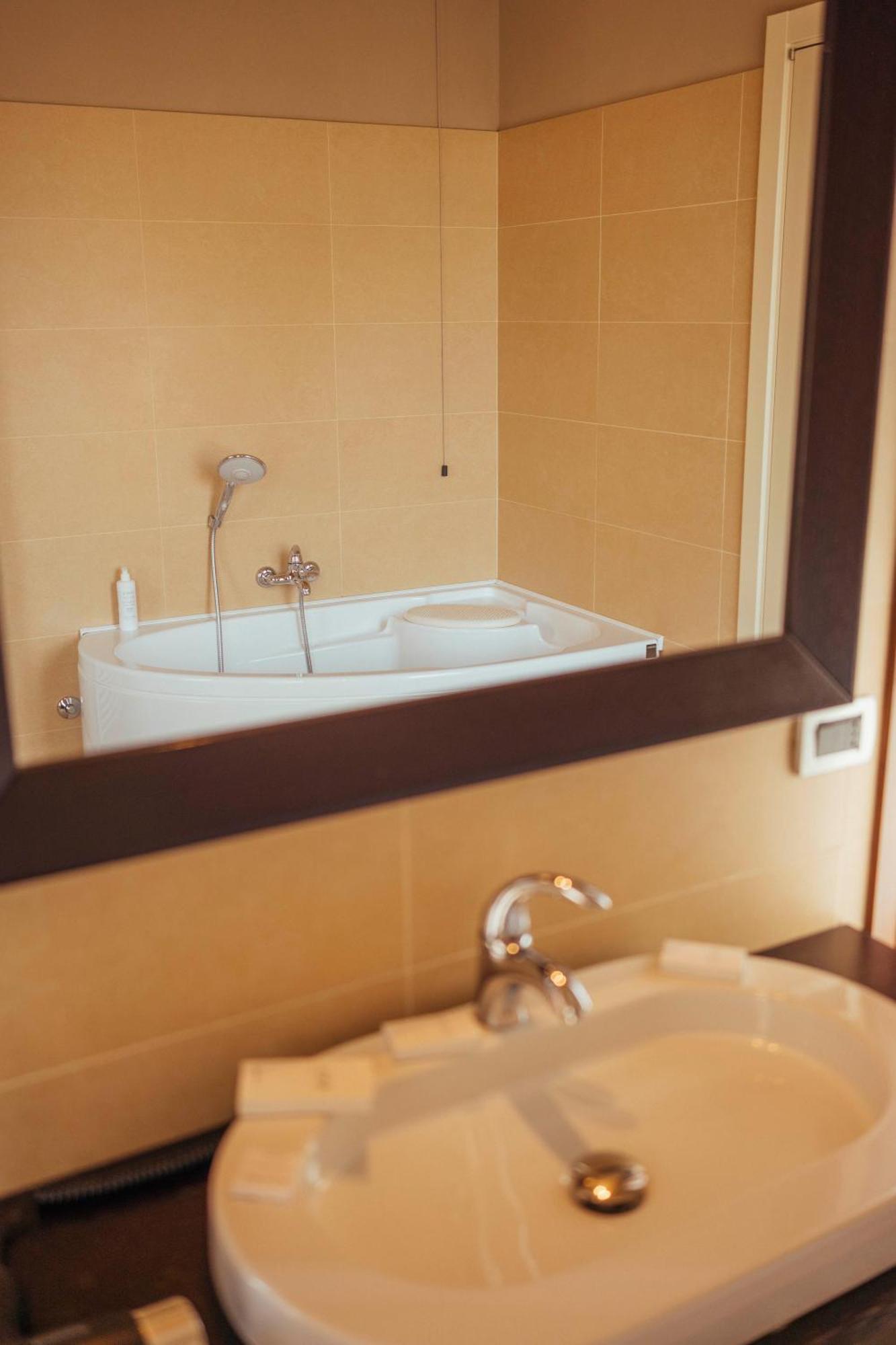 Hotel Palazzo Paradiso Meduna di Livenza Ngoại thất bức ảnh
