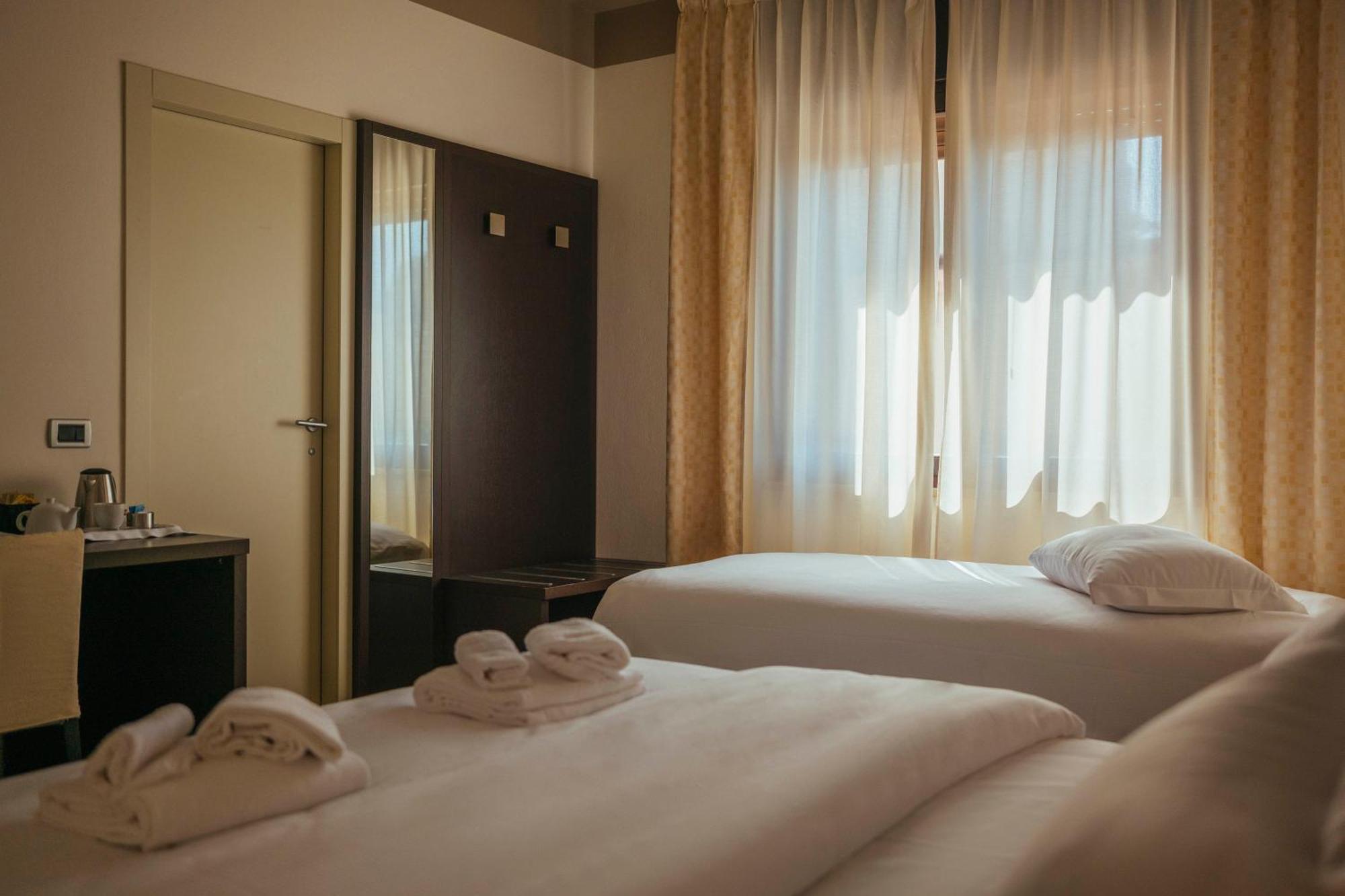 Hotel Palazzo Paradiso Meduna di Livenza Ngoại thất bức ảnh